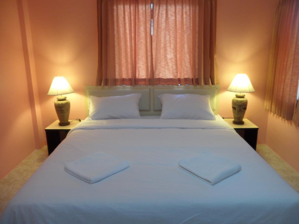 Pranee Mansion Airport Apartamento Ban Bo Han Quarto foto