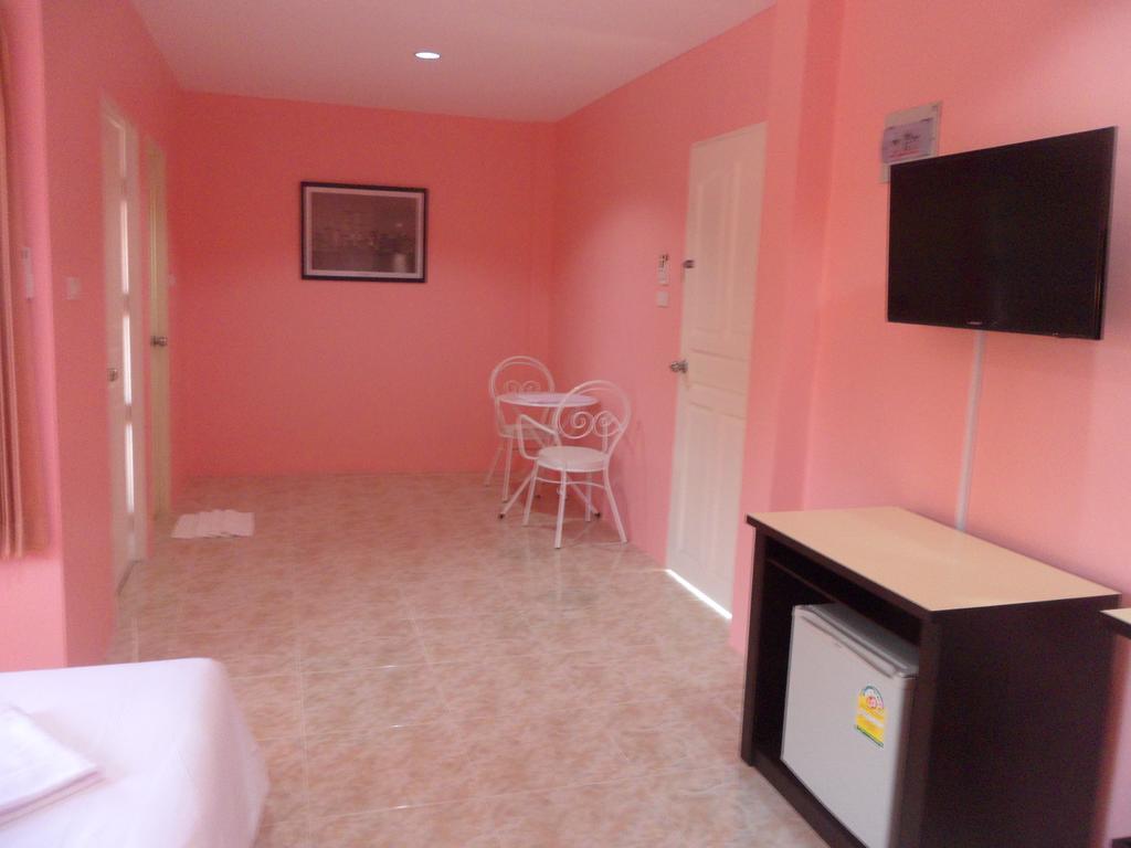 Pranee Mansion Airport Apartamento Ban Bo Han Quarto foto