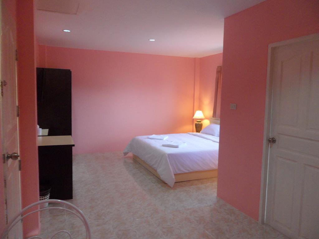 Pranee Mansion Airport Apartamento Ban Bo Han Quarto foto