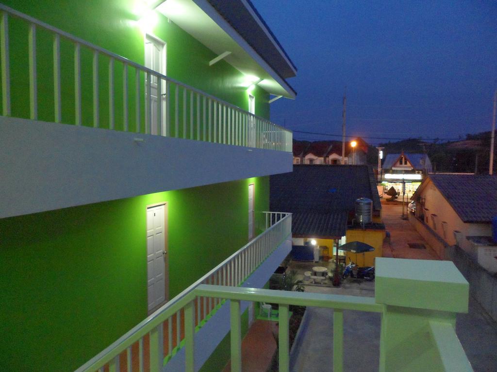 Pranee Mansion Airport Apartamento Ban Bo Han Exterior foto